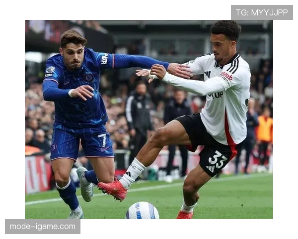 英超争冠白热化:豪门集体复苏,积分榜悬念再起 英超争冠白热化:豪门集体复苏,积分榜悬念再起