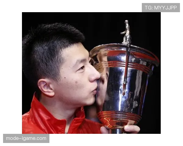 马龙家冰箱里塞满冠军奖杯，饮料都没地儿放